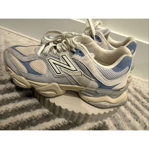 New Balance Men\'s 9060 Suede Mesh Sneakers Running Shoes Blue Tan Size 7.5 main image 7